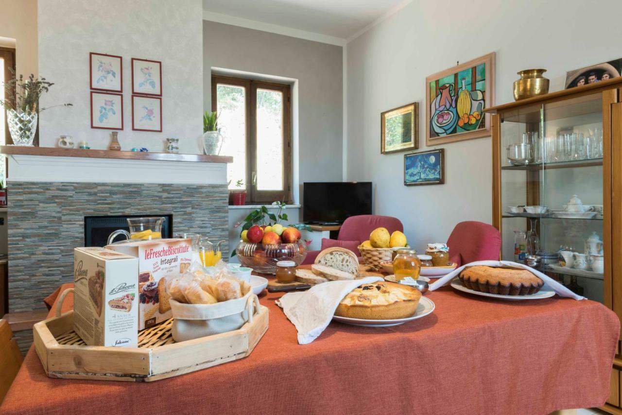 B&B Albachiara Casa Di Campagna Ogliastro Cilento Luaran gambar