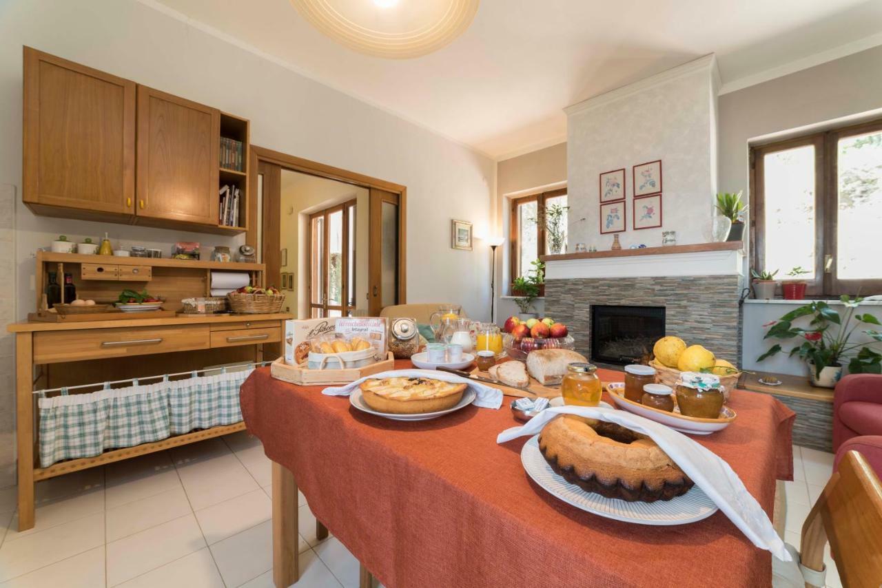 B&B Albachiara Casa Di Campagna Ogliastro Cilento Luaran gambar